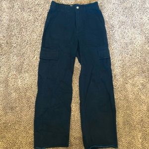 Black, very lightly used Hollister pants